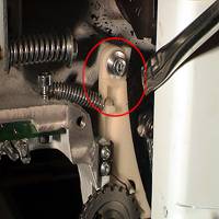 white_presser_foot_cam.jpg