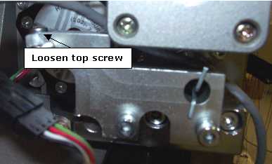 Left_CC_Spindle_Mounting_Bracket_-_loosen_top_screw.jpg