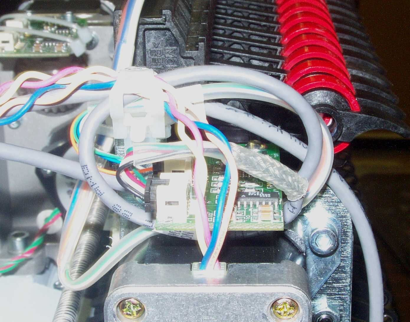 harness_-_grabber-threadfeed,_connection_at_PCB.jpg
