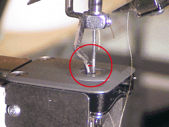 presser_foot_to_needle.gif